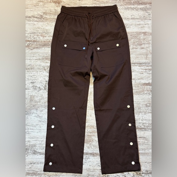 Manfinity Men's Brown Cargo Pants - Picture 1 of 5